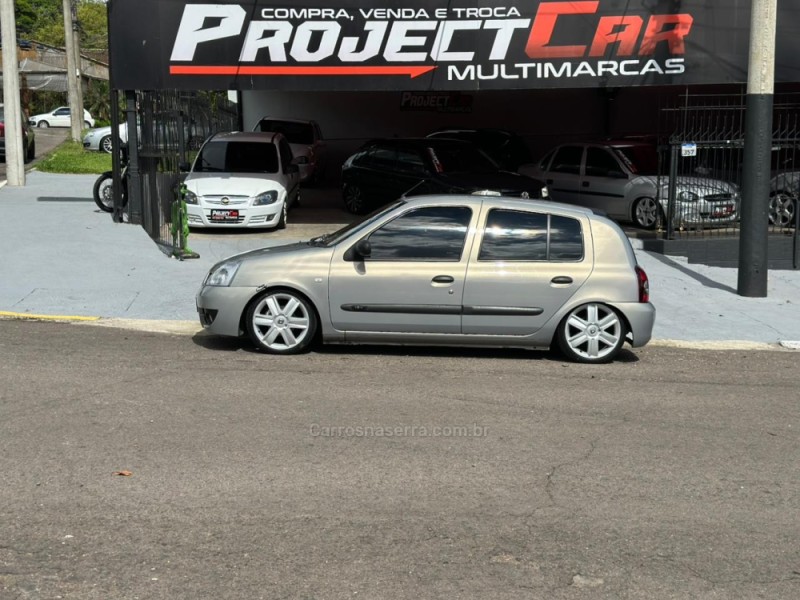 CLIO 1.0 16V FLEX 4P MANUAL