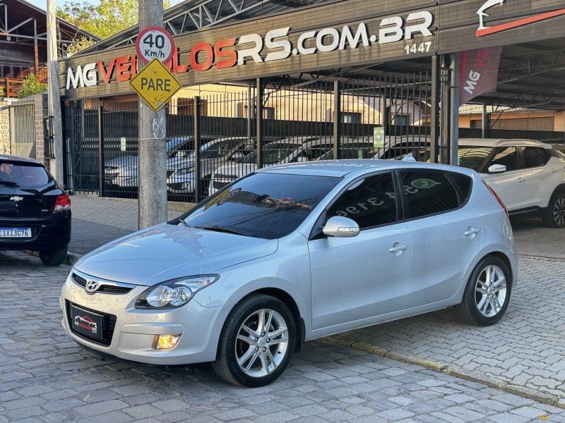 i30 2.0 mpi 16v gasolina 4p manual 2012 caxias do sul