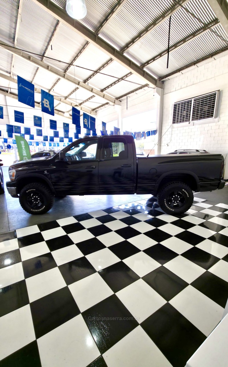 RAM 5.9 2500 4X4 CD I6 TURBO INTERCOOLER DIESEL 4P AUTOMÁTICO - 2006 - MONTENEGRO