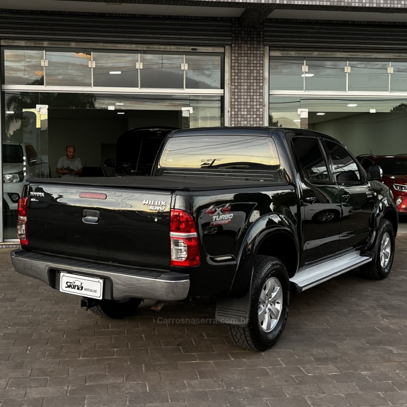HILUX 3.0 SRV 4X4 CD 16V TURBO INTERCOOLER DIESEL 4P AUTOMÁTICO - 2011 - VACARIA