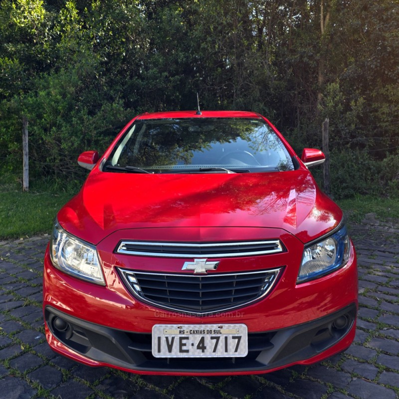 ONIX 1.4 MPFI LT 8V FLEX 4P MANUAL - 2014 - CAXIAS DO SUL