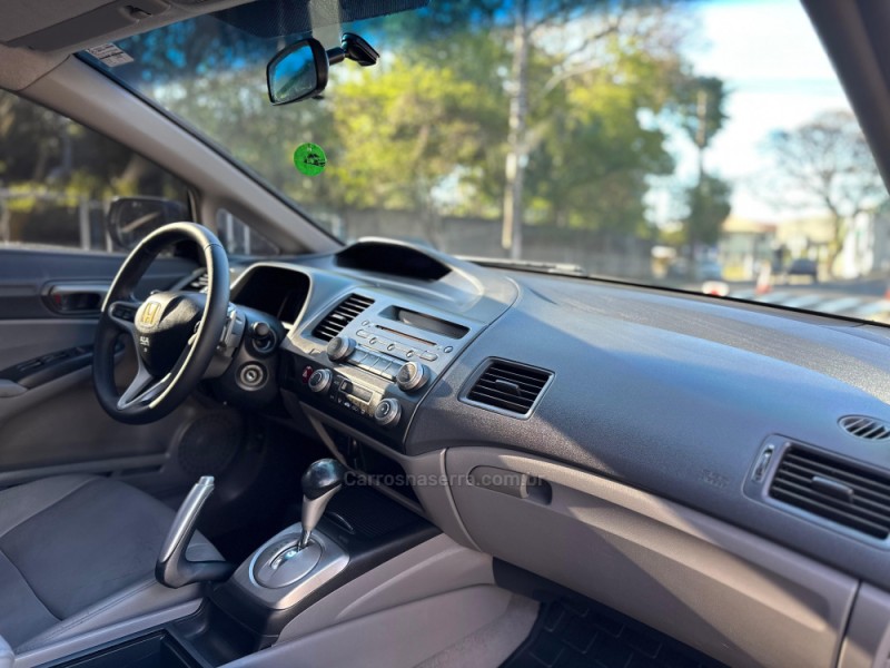 CIVIC 1.8 LXL 16V FLEX 4P AUTOMÁTICO - 2011 - PAROBé