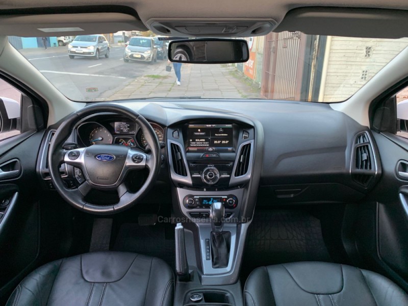 FOCUS 2.0 TITANIUM PLUS 16V FLEX 4P AUTOMÁTICO - 2015 - CAXIAS DO SUL