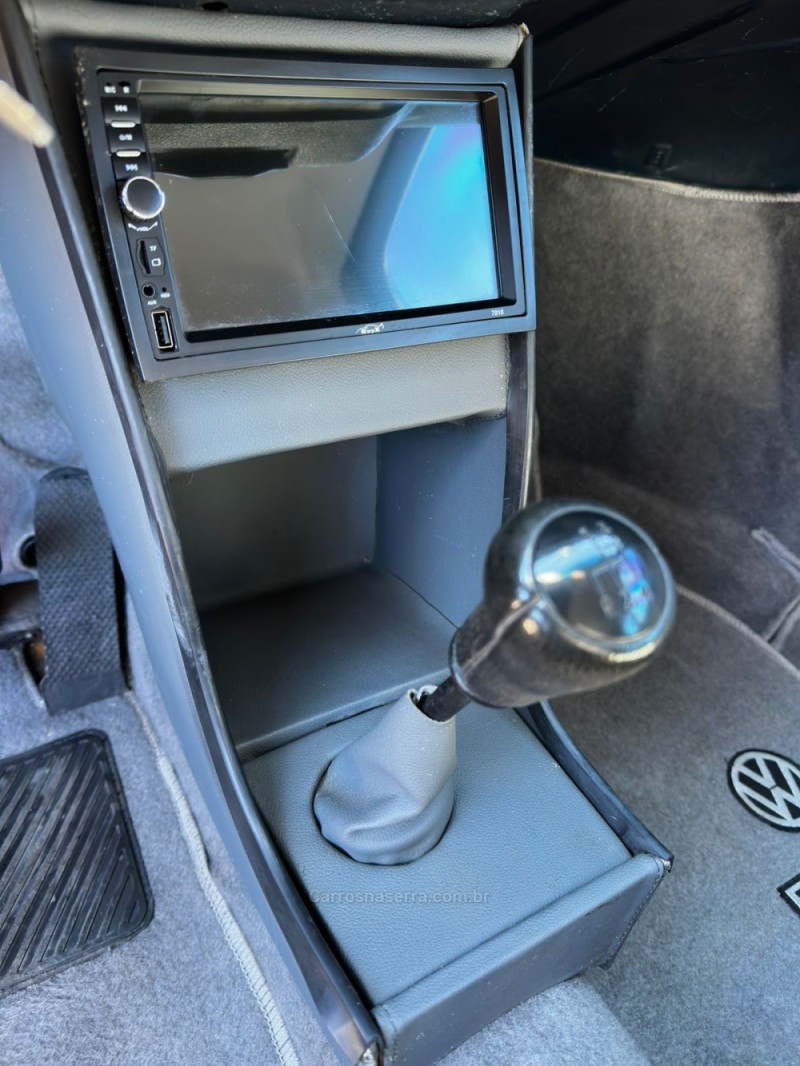 FUSCA 1.6 8V GASOLINA 2P MANUAL - 1995 - CANELA