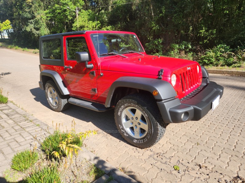 WRANGLER 3.8 SPORT 4X4 TETO RIGIDO V6 12V GASOLINA 2P AUTOMÁTICO - 2010 - NOVA PETRóPOLIS