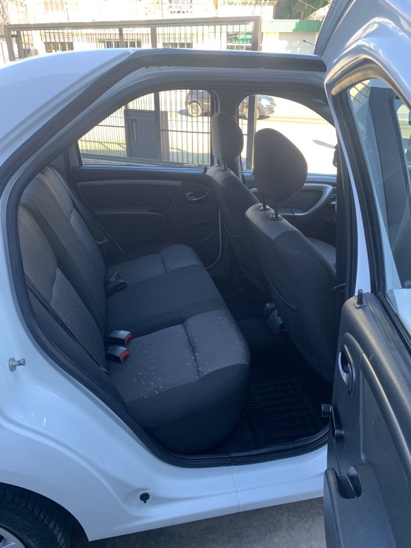 LOGAN 1.0 EXPRESSION 16V FLEX 4P MANUAL - 2013 - CAXIAS DO SUL