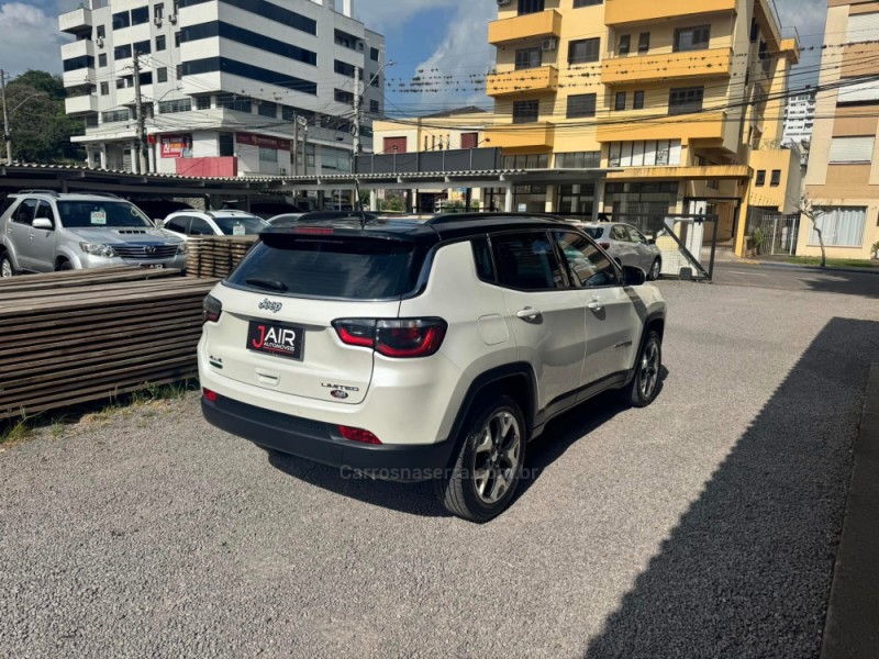 COMPASS 2.0 16V DIESEL LIMITED 4X4 AUTOMÁTICO - 2018 - GARIBALDI