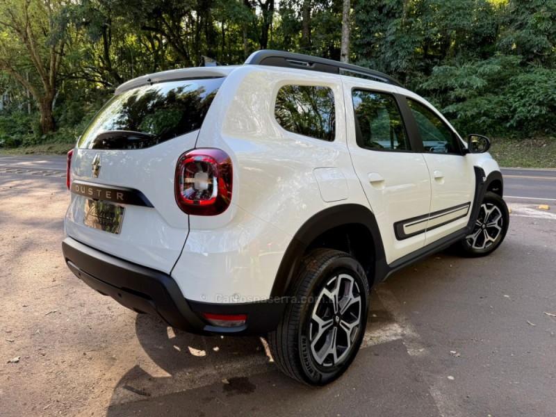 DUSTER 1.6 ICONIC 16V FLEX 4P AUTOMÁTICO - 2024 - DOIS IRMãOS
