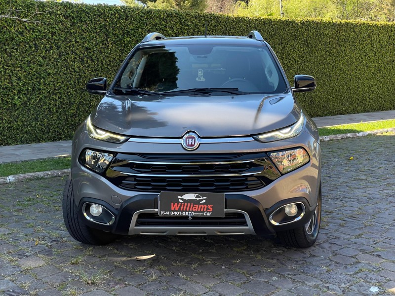 TORO 2.0 16V TURBO DIESEL VOLCANO AT9 4X4 AUTOMÁTICO - 2021 - FARROUPILHA
