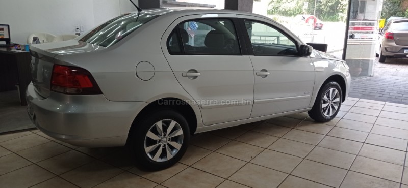 VOYAGE 1.0 MI TRENDLINE 8V FLEX 4P MANUAL - 2013 - CAXIAS DO SUL
