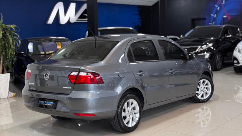 VOYAGE 1.6 MI 8V FLEX 4P MANUAL - 2022 - ESTâNCIA VELHA