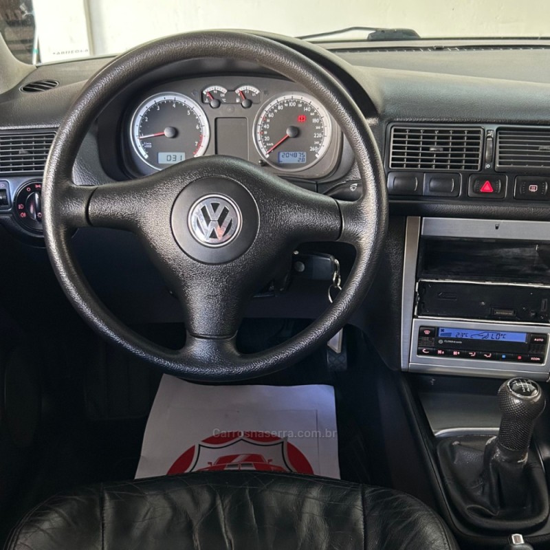 GOLF 1.6 MI FLASH 8V FLEX 4P MANUAL - 2006 - VACARIA