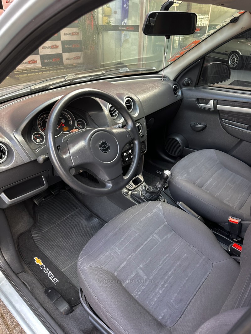 PRISMA 1.4 MPFI MAXX 8V FLEX 4P MANUAL - 2007 - ESTâNCIA VELHA