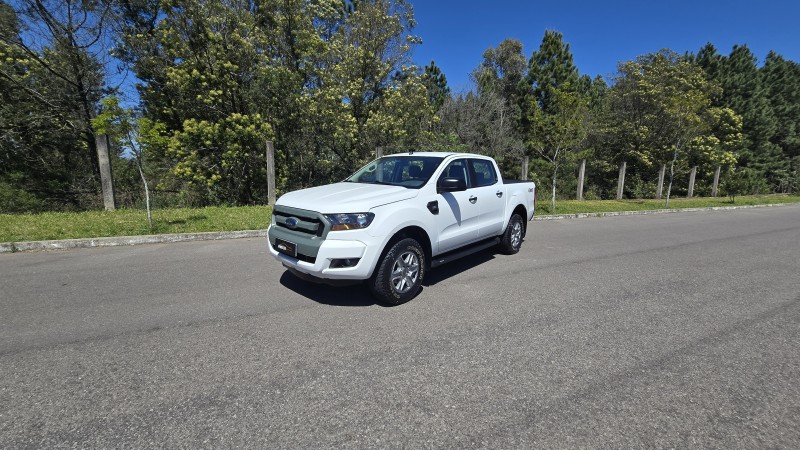 RANGER 2.2 XLS 4X4 CD 16V DIESEL 4P MANUAL - 2017 - BENTO GONçALVES