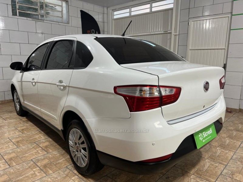 SIENA 1.4 MPI ATTRACTIVE 8V FLEX 4P MANUAL - 2014 - BENTO GONçALVES