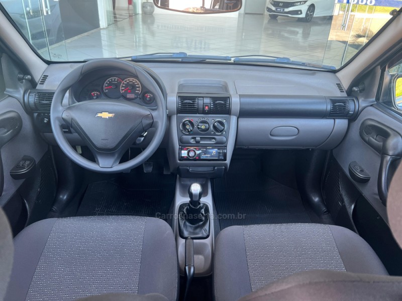 CLASSIC 1.0 MPFI LS 8V FLEX 4P MANUAL - 2015 - NOVA PETRóPOLIS