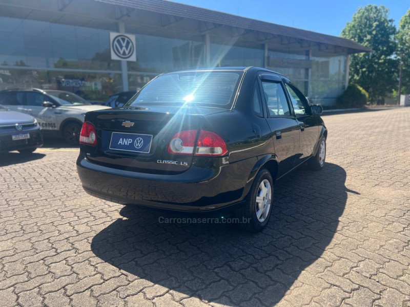 CLASSIC 1.0 MPFI LS 8V FLEX 4P MANUAL - 2015 - NOVA PETRóPOLIS