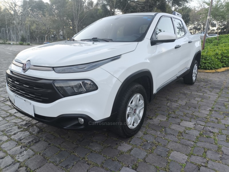 TORO 1.8 16V ENDURANCE FLEX 4P MANUAL - 2019 - FARROUPILHA