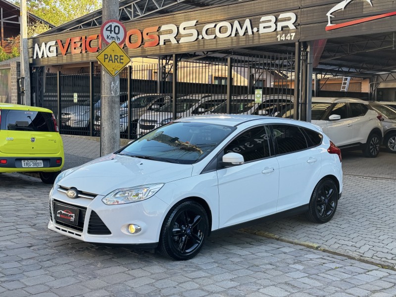 FOCUS 2.0 SE 16V FLEX 4P AUTOMÁTICO