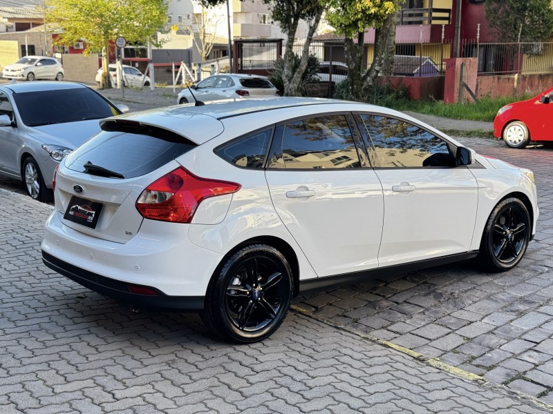 FOCUS 2.0 SE 16V FLEX 4P AUTOMÁTICO - 2015 - CAXIAS DO SUL