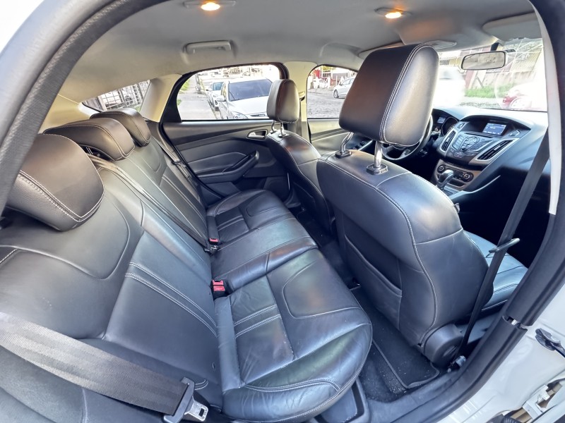 FOCUS 2.0 SE 16V FLEX 4P AUTOMÁTICO - 2015 - CAXIAS DO SUL