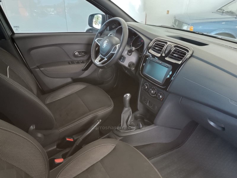 LOGAN 1.0 ZEN 12V FLEX 4P MANUAL - 2024 - NOVA PETRóPOLIS