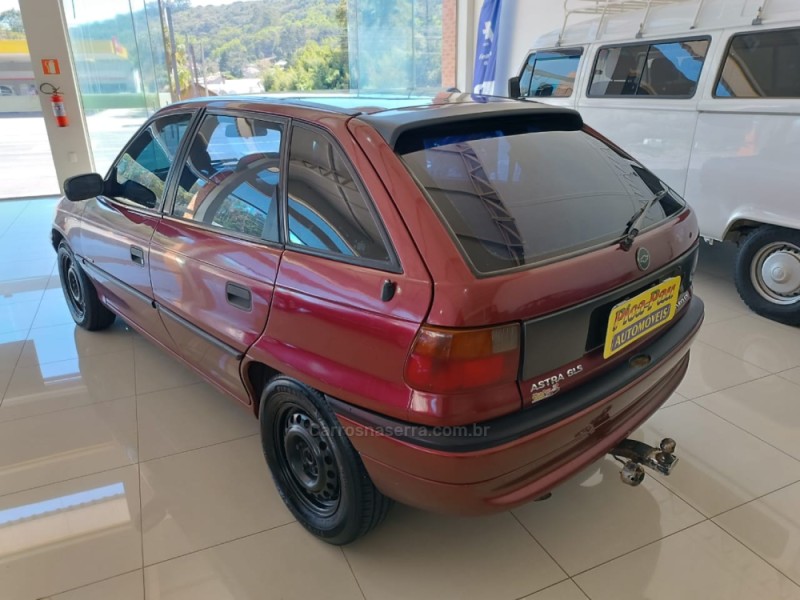 ASTRA 2.0 MPFI 8V GASOLINA 4P MANUAL - 1995 - NOVA PETRóPOLIS