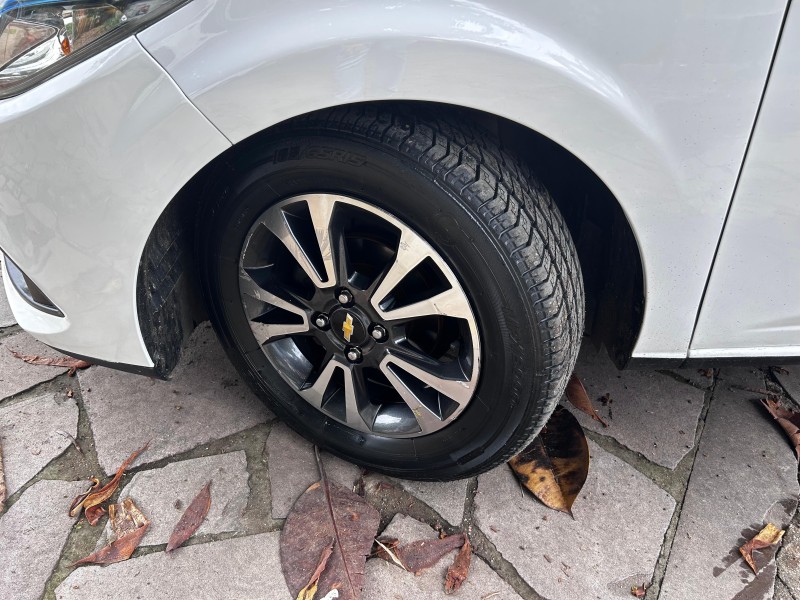 PRISMA 1.4 MPFI LT 8V FLEX 4P AUTOMÁTICO - 2014 - TRêS COROAS