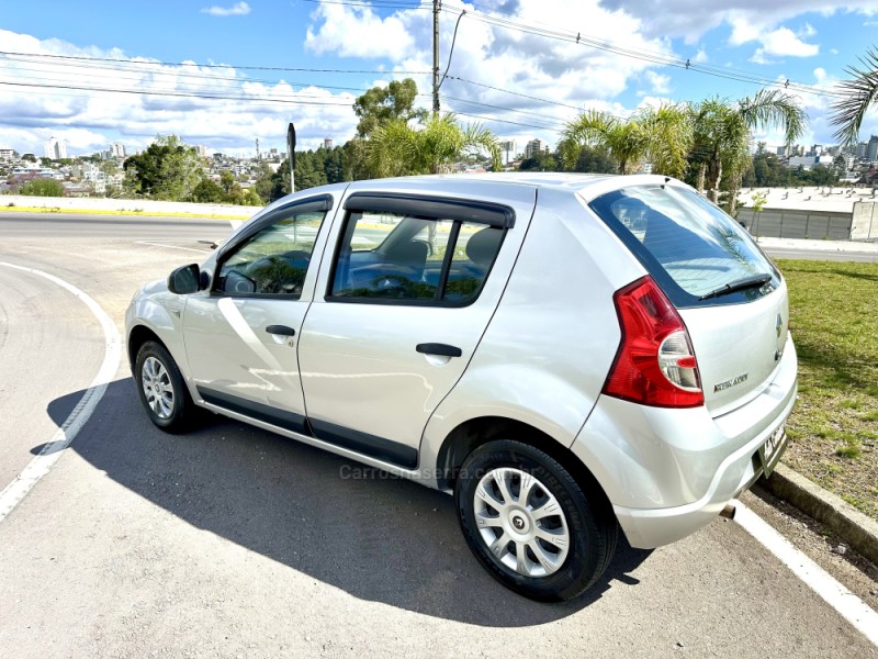 SANDERO 1.0 EXPRESSION 16V FLEX 4P MANUAL - 2011 - CAXIAS DO SUL
