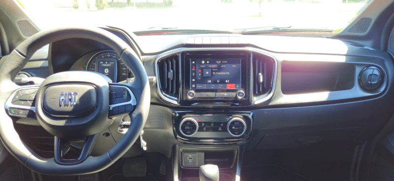 STRADA 1.3 VOLCANO CD 8V FLEX 4P AUTOMÁTICO - 2025 - CANELA