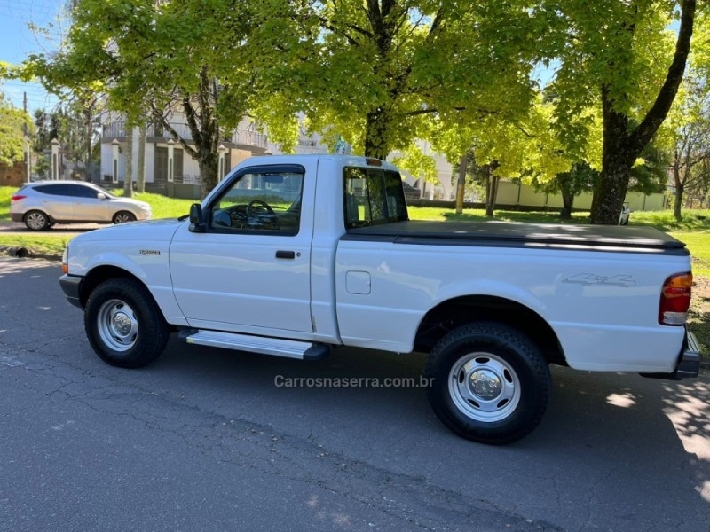 RANGER 2.5 XL 4X4 CS 8V DIESEL 2P MANUAL - 2000 - BENTO GONçALVES