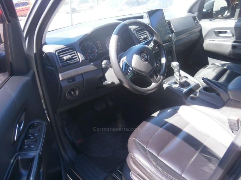 AMAROK 2.0 TRENDLINE 4X4 CD 16V TURBO INTERCOOLER DIESEL 4P AUTOMÁTICO - 2018 - FARROUPILHA