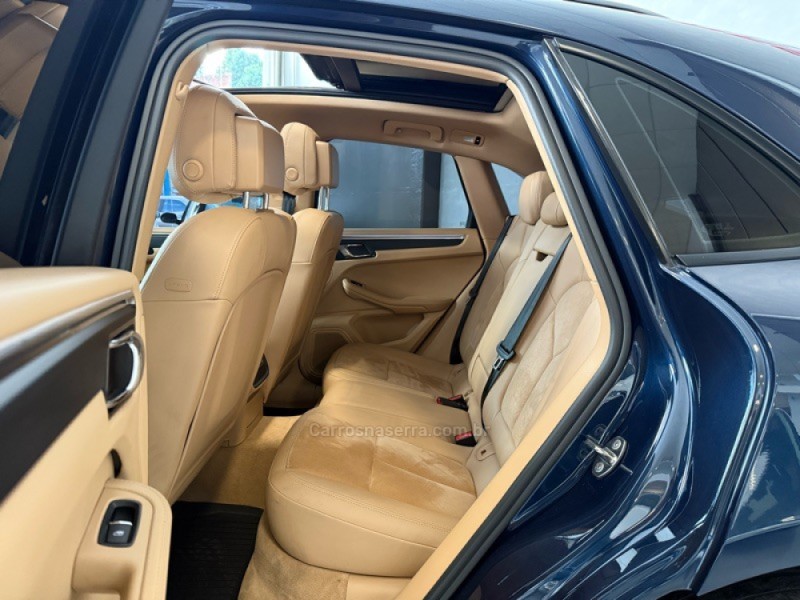 MACAN  - 2015 - NOVO HAMBURGO