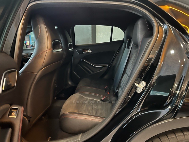 GLA 250 2.0 SPORT 16V TURBO 4X2 4P AUTOMÁTICA - 2016 - NOVO HAMBURGO