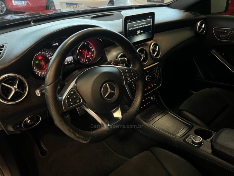 GLA 250 2.0 SPORT 16V TURBO 4X2 4P AUTOMÁTICA - 2016 - NOVO HAMBURGO