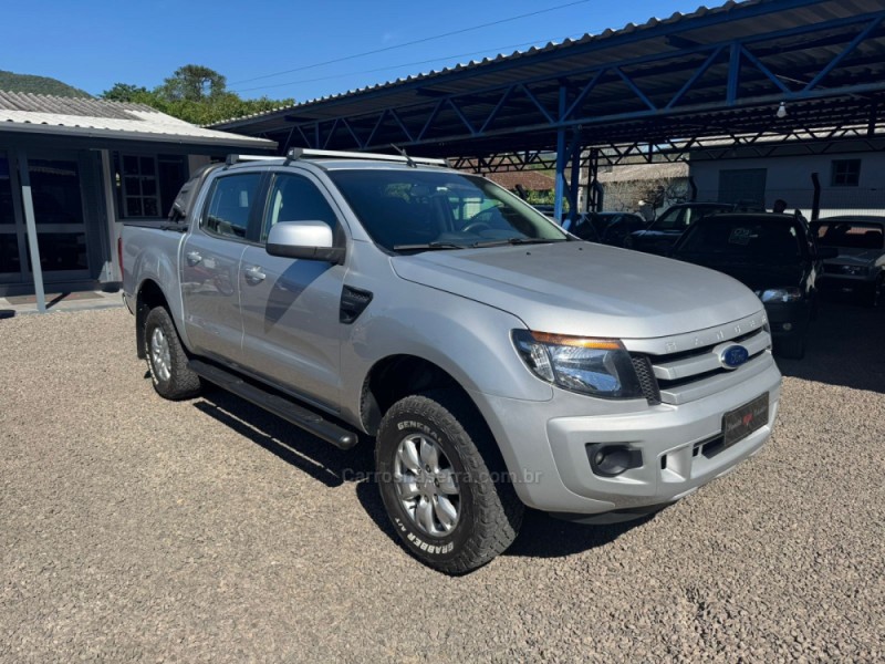 RANGER 2.5 XLS 4X2 CD 16V FLEX 4P MANUAL - 2015 - IGREJINHA