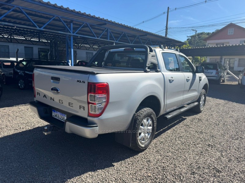 RANGER 2.5 XLS 4X2 CD 16V FLEX 4P MANUAL - 2015 - IGREJINHA