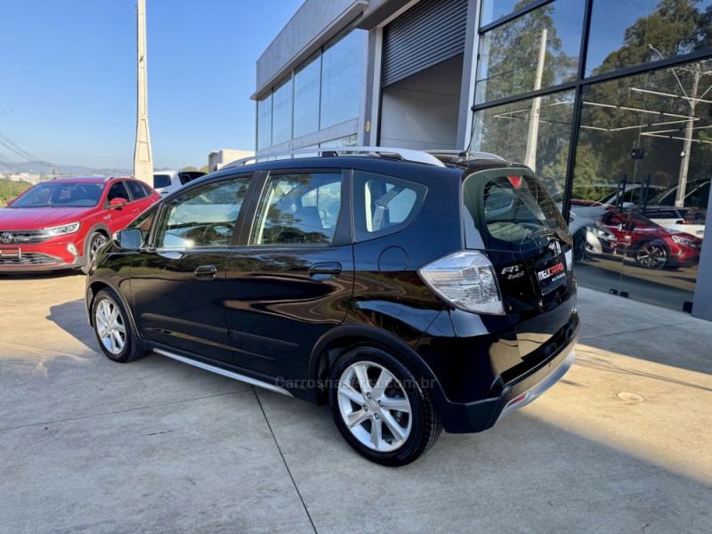 FIT 1.5 TWIST 16V FLEX 4P AUTOMÁTICO - 2013 - LAJEADO