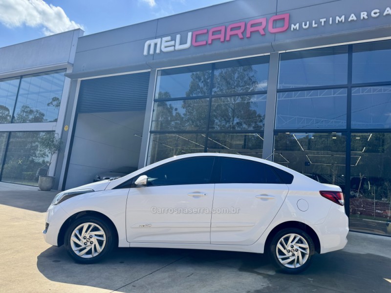 HB20S 1.0 COMFORT PLUS 12V FLEX 4P MANUAL - 2019 - LAJEADO