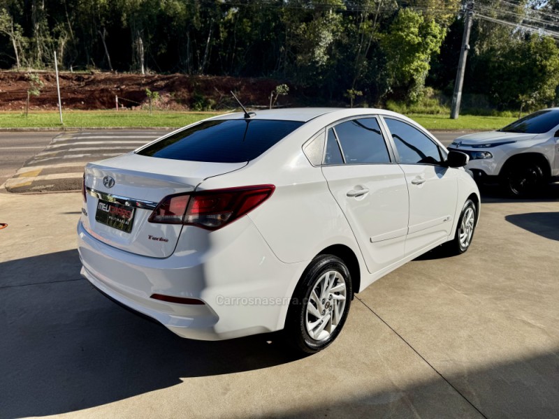 HB20S 1.0 COMFORT PLUS 12V FLEX 4P MANUAL - 2019 - LAJEADO