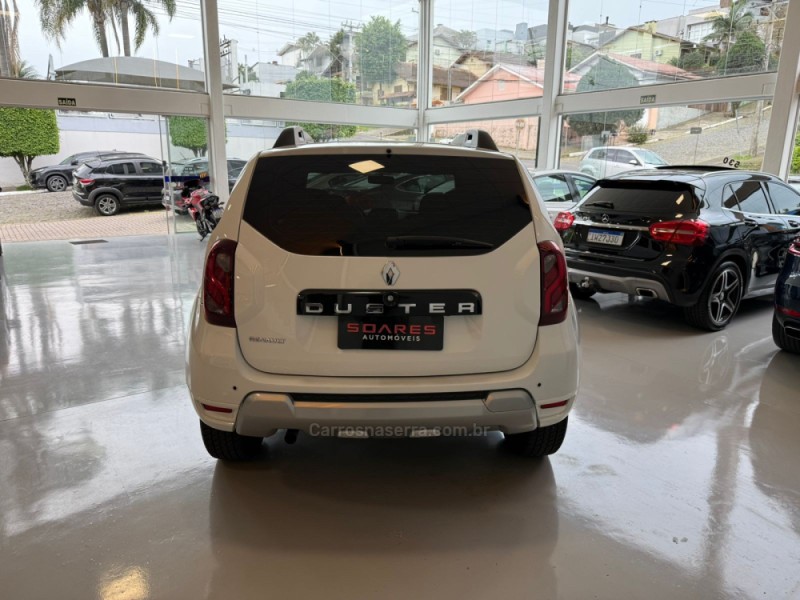 DUSTER 1.6 DYNAMIQUE 4X2 16V FLEX 4P AUTOMÁTICO - 2020 - NOVO HAMBURGO