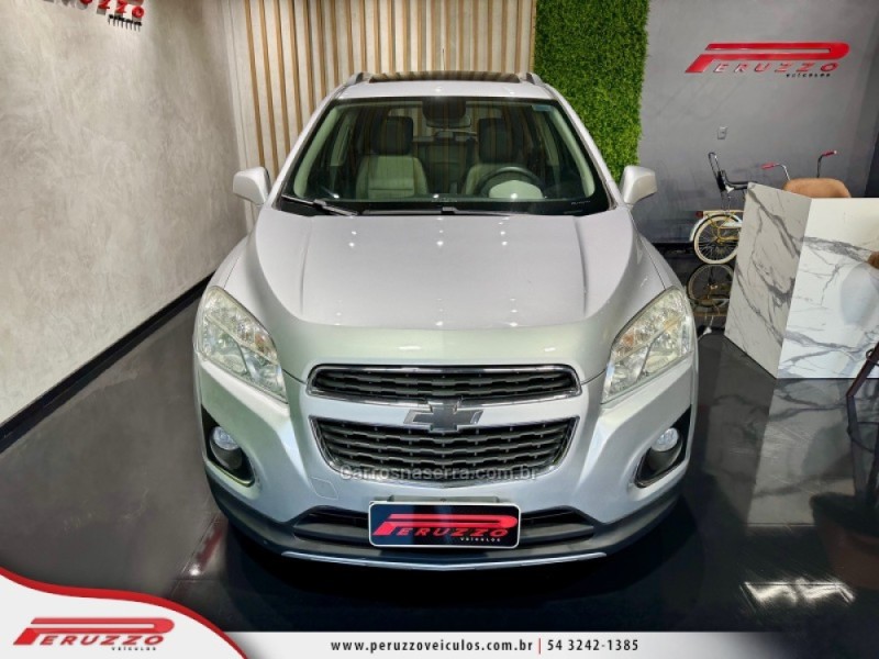 TRACKER 1.8 MPFI LTZ 4X2 16V FLEX 4P AUTOMÁTICO - 2014 - NOVA PRATA