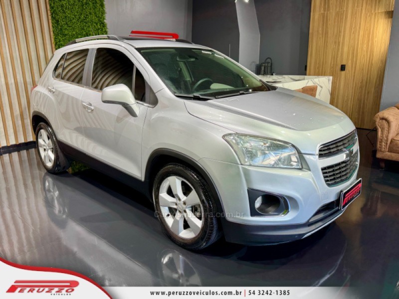 TRACKER 1.8 MPFI LTZ 4X2 16V FLEX 4P AUTOMÁTICO - 2014 - NOVA PRATA