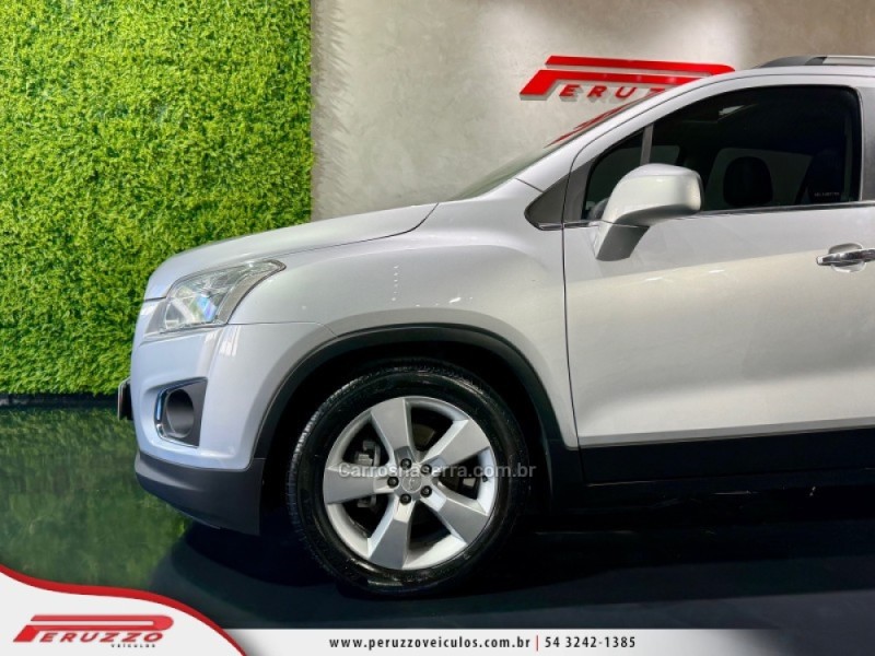 TRACKER 1.8 MPFI LTZ 4X2 16V FLEX 4P AUTOMÁTICO - 2014 - NOVA PRATA