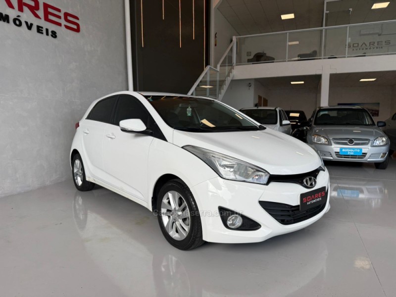 HB20 1.6 PREMIUM 16V FLEX 4P MANUAL - 2013 - NOVO HAMBURGO
