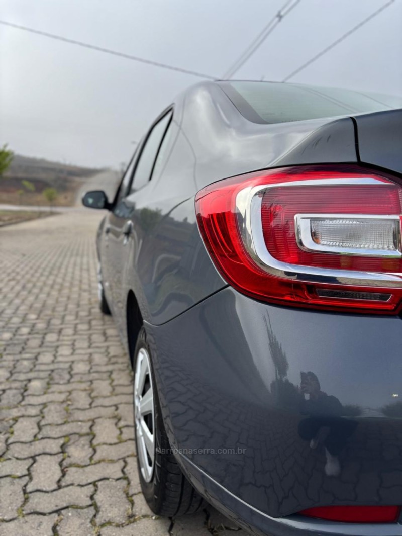 LOGAN 1.0 AUTHENTIQUE 16V FLEX 4P MANUAL - 2015 - CAXIAS DO SUL