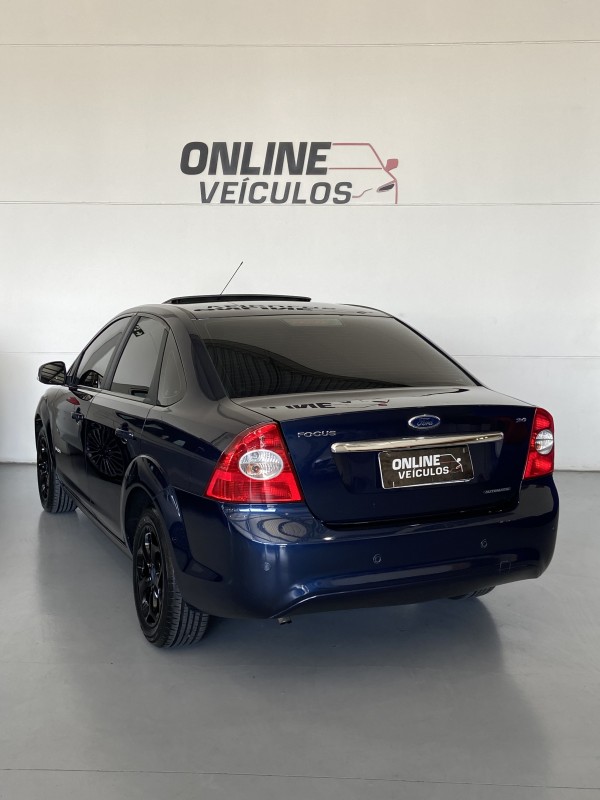 FOCUS 2.0 TITANIUM SEDAN 16V FLEX 4P AUTOMÁTICO - 2012 - FARROUPILHA