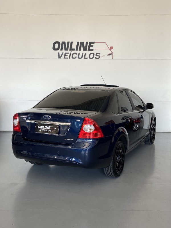 FOCUS 2.0 TITANIUM SEDAN 16V FLEX 4P AUTOMÁTICO - 2012 - FARROUPILHA