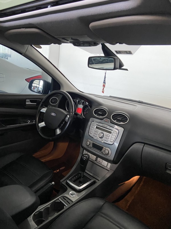 FOCUS 2.0 TITANIUM SEDAN 16V FLEX 4P AUTOMÁTICO - 2012 - FARROUPILHA