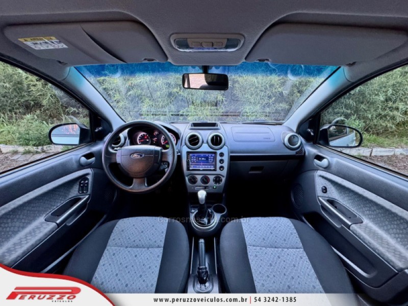 FIESTA 1.6 ROCAM HATCH 8V FLEX 4P MANUAL - 2014 - NOVA PRATA